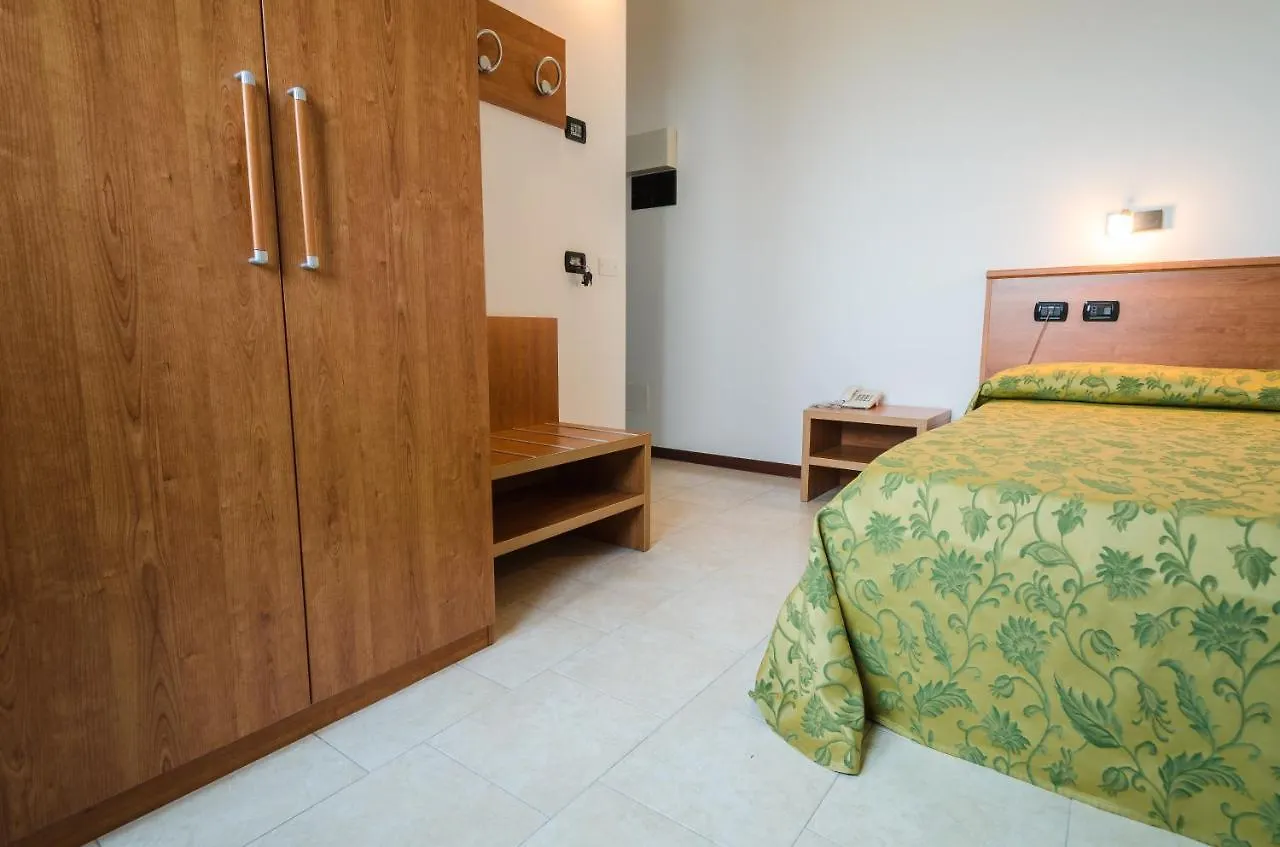 Hotel Luna Blu Casumaro